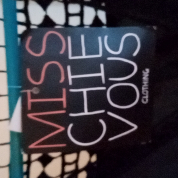 Tunic MISS CHIEVOUS black size L. NWT - Picture 3 of 5